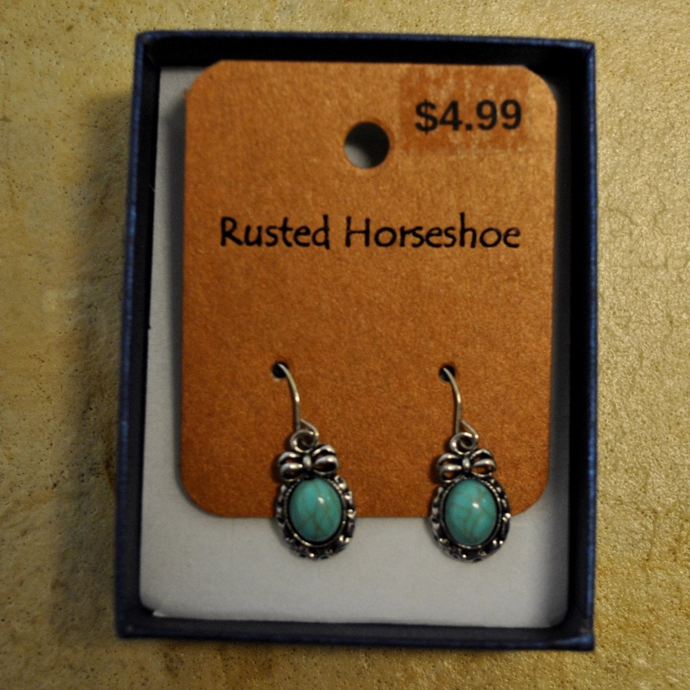 NWT Rusted Horseshoe Earrings